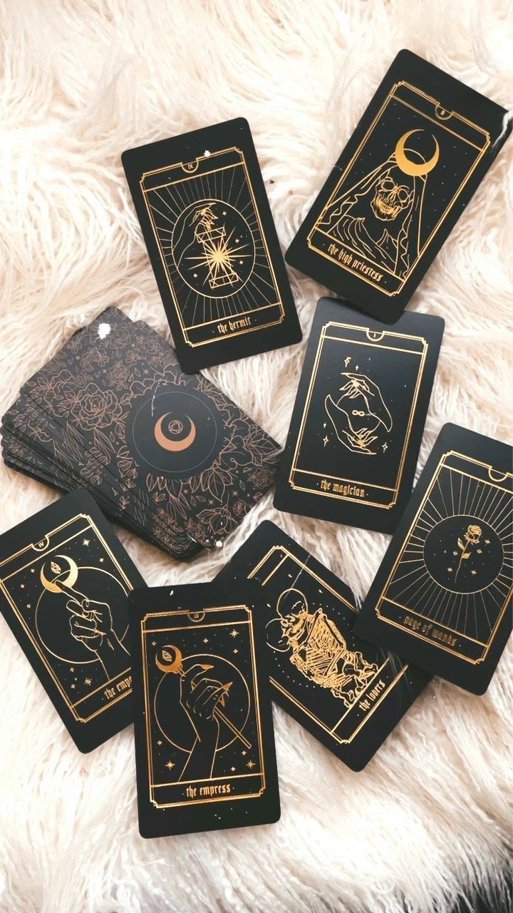 Professional tarot card reading services